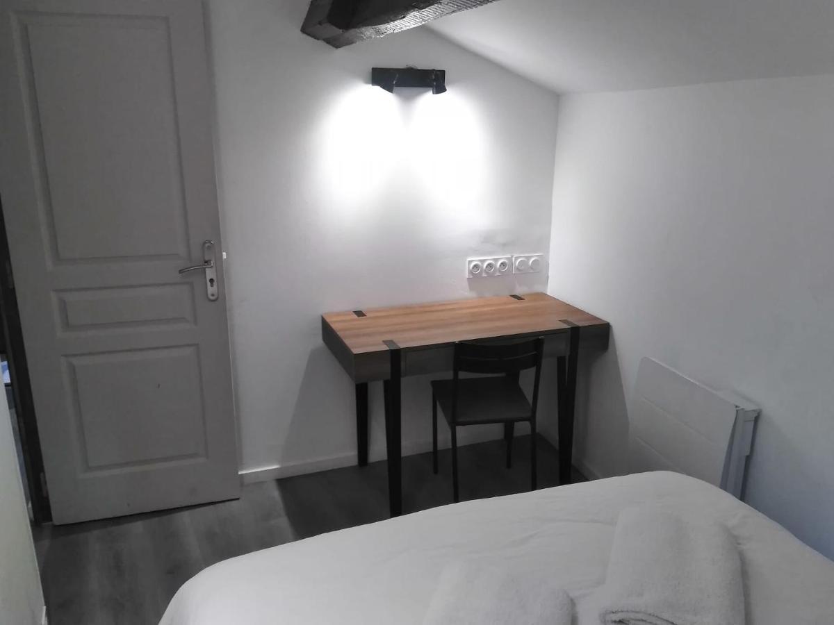 Detente - Appartement Et Poutres Apparentes Безье Экстерьер фото