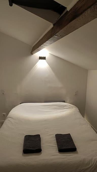 Detente - Appartement Et Poutres Apparentes Безье Экстерьер фото
